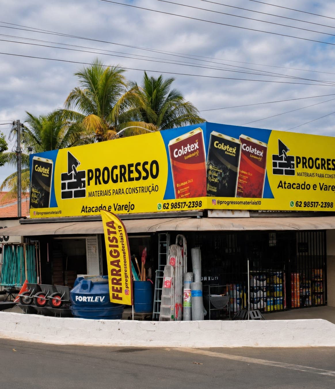 Fachada da Progresso Materiais de Construção na Av. Graça Aranha, Jardim Nova Era, Aparecida de Goiânia